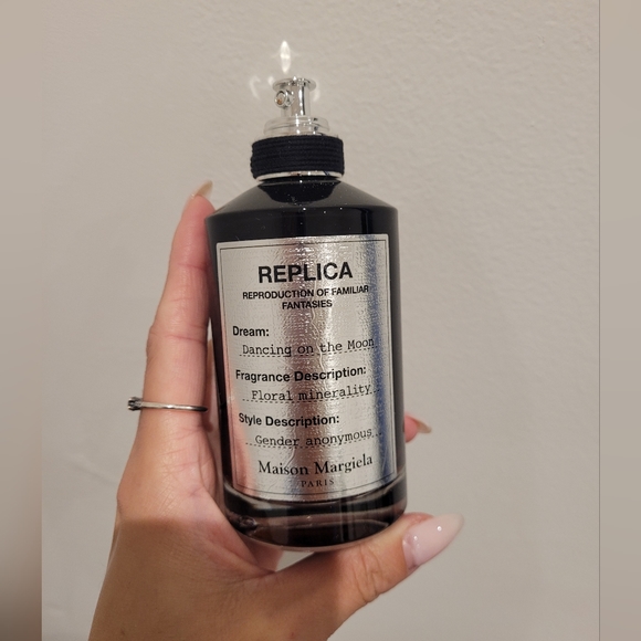 Maison Margiela Replica - Dancing on the Moon - Picture 3 of 4